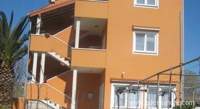 Apartmani Laura, Privatunterkunft im Ort Rab, Kroatien